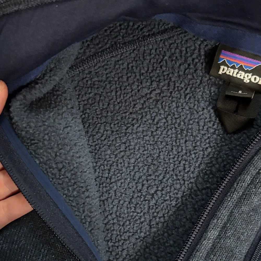 Patagonia Men's Dark Navy Half-Zip Fleece Pullover - Picture 4 of 4